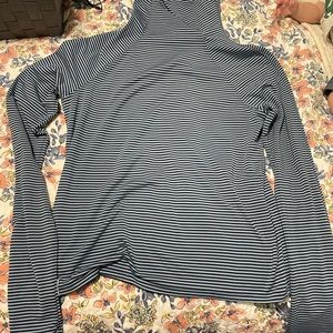 Size small-mile one top